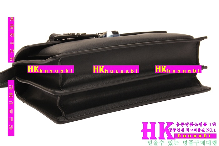 �Ի��ζ����� ���̽��� �̴� ũ�ν��� YSL65625-6