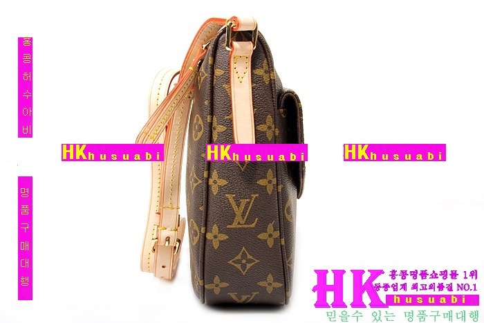 ����ǰ���׻��ڷ��̺��� ����� ũ�ν��� �Ż� M41679 -1