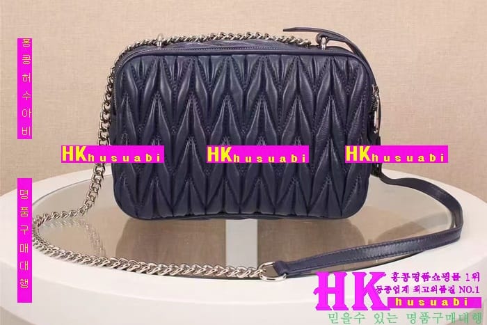 �̿�̿� ũ�ν��� 2016�Ż� MIU-60017-1