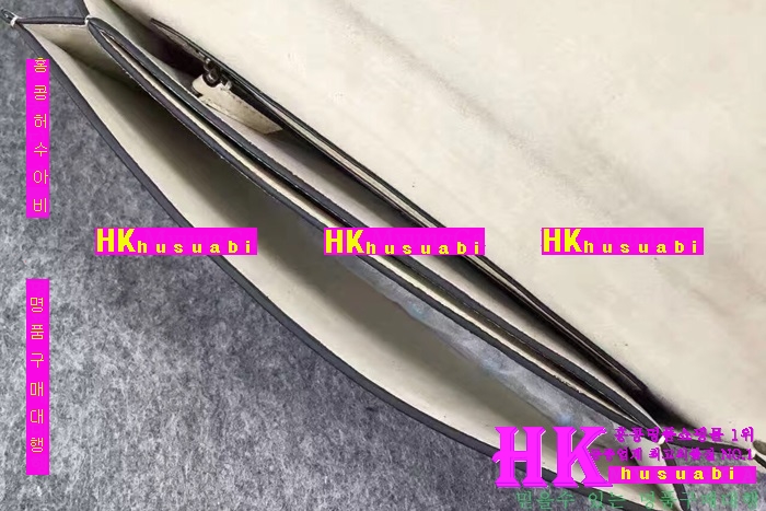 NEW �߷�Ƽ�� �Ż� ������ ���͵� ũ�ν��� VT170324-6