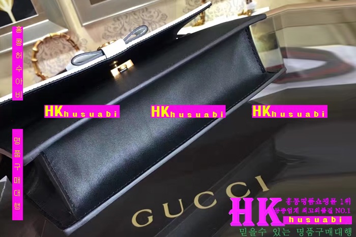 NEW ���� �Ż� ������ ũ�ν��� GU170401-47