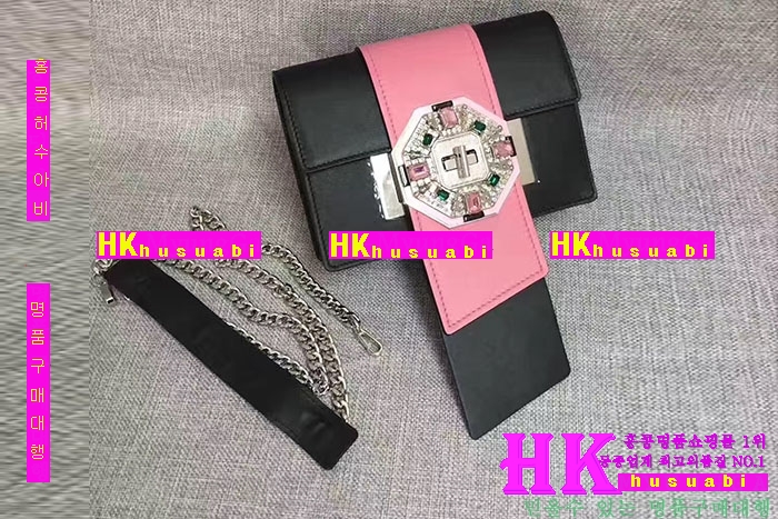 �ڹ̷��ޡ�NEW ����� �Ż� ������ ũ�ν��� PA170405-12