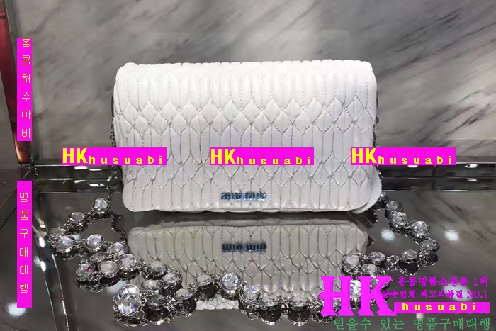 NEW �̿�̿� �Ż� ������ ũ�ν��� MIU170413-44