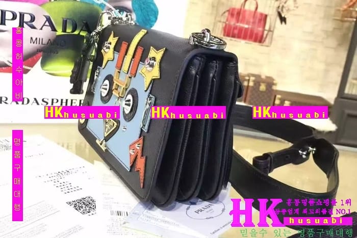 �ڹ̷��ޡ�NEW ����� �Ż� ���� ũ�ν��� PA170419-10