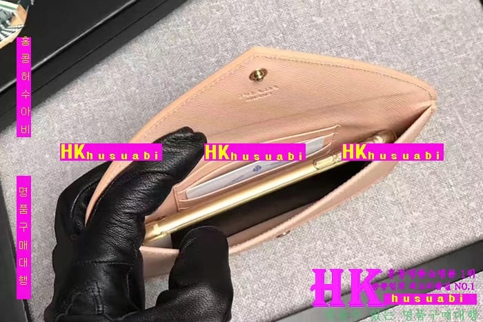 NEW ����� �Ż� �α� ���� ���ǾƳ� Ŭ��ġ��  PA170429-60