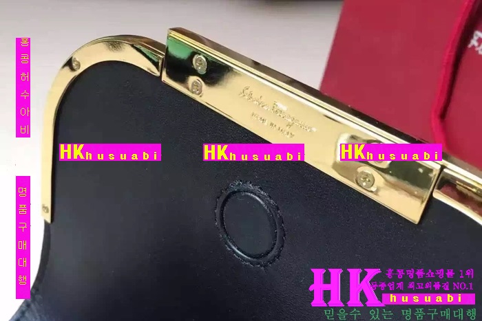 �ڹ̷��ޡ� NEW ��󰡸� ������ ũ�ν��� PE170504-5