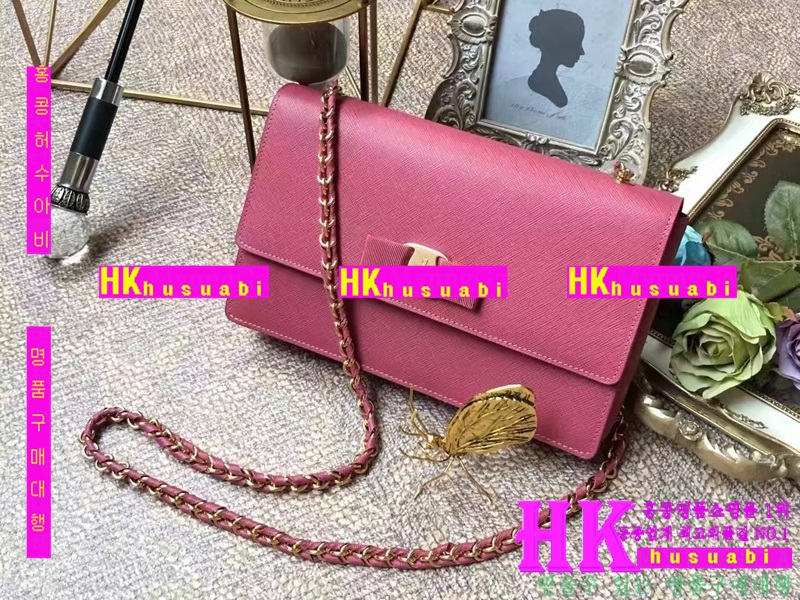  NEW  ��󰡸� �Ż�  ũ�ν��� PE170515-26