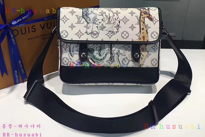 NEW 17S/S ���̺��� �޽��� PM M54248-1