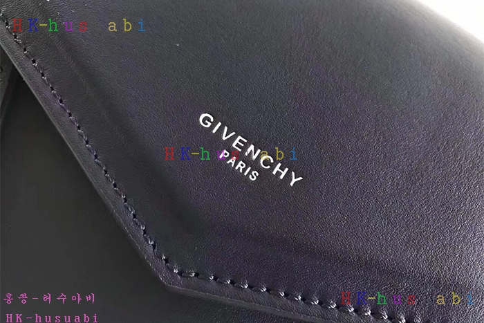  2017F/W �Ż� ����� ������ ũ�ν� �� GV779922-3
