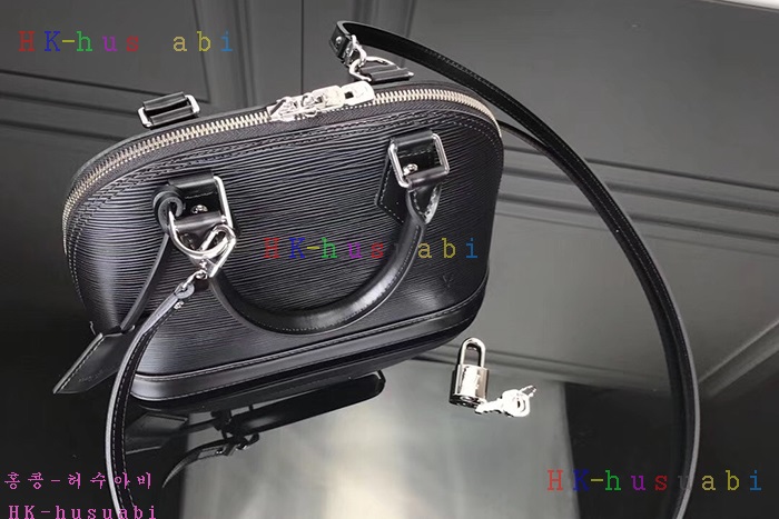 �ڹ̷��ޡ� ���̺��� ���� �˸� M40301