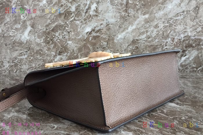 �ڹ̷��ޡ� ���� �� �������õ� ��� ž�ڵ�� GU 488691-3
