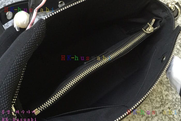 �ڹ̷��ޡ�  ��� ���̴����̹� F 8BL124