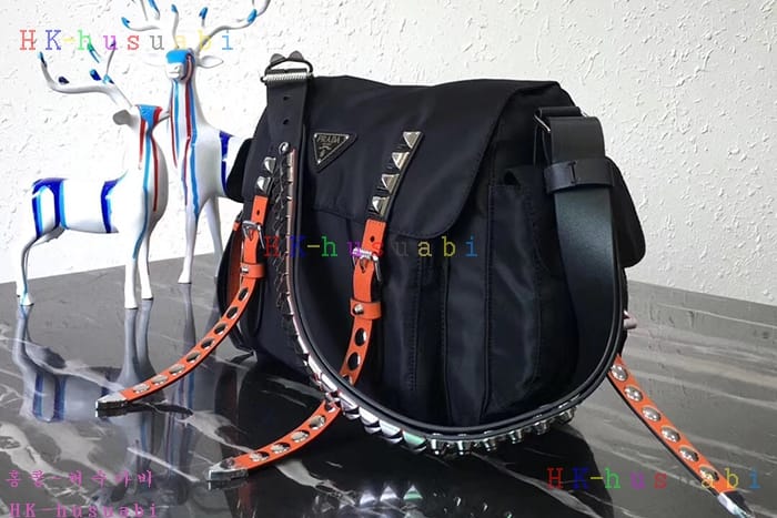 �ڹ̷��ޡ� ����� ���͵� ����� PR 1BD118-2