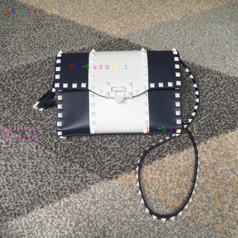 NEW �߷�Ƽ�� �Ż� ũ�ν��� 45379316WL