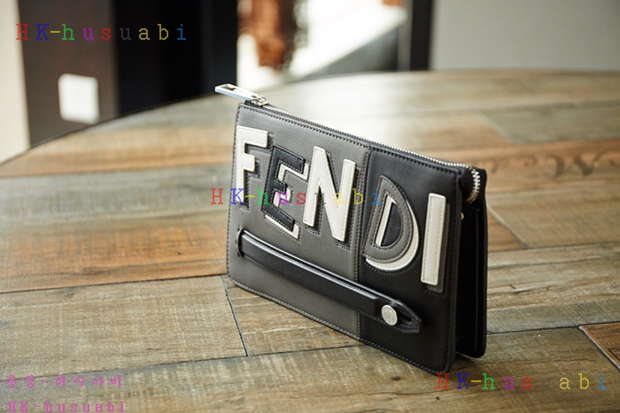 �ڹ̷��ޡ� ��� �Ż� Ŭ��ġ�� F0450-2