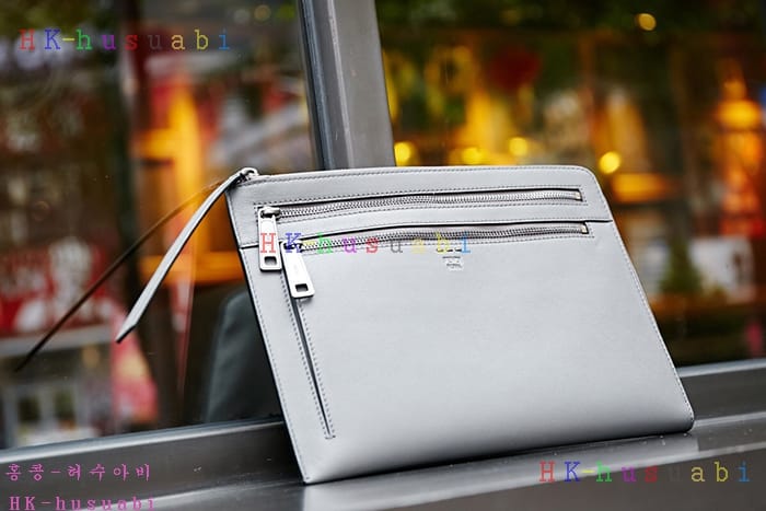 �ڹ̷��ޡ� ��� �Ż� Ŭ��ġ�� F0445