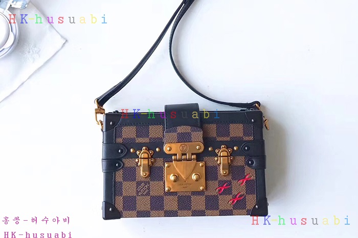�ڹ̷��ޡ� ���̺��� �ڶ�� ��  M54650-3