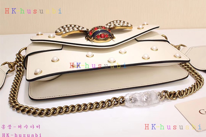 �ڹ̷��ޡ� ���� ��ε���̹�   GU 453778-2