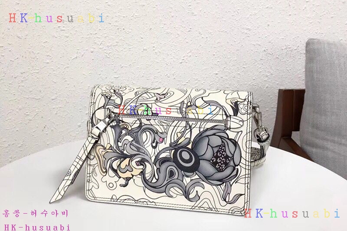 �ڹ̷��ޡ� ����� �Ϸ���Ʈ ��Ƽ�� ����� PR 1BD082