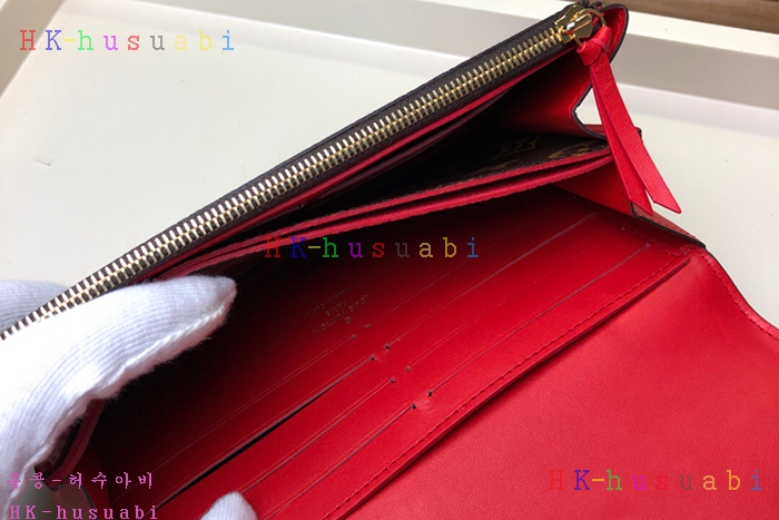 �ڹ̷��ޡ�  ���̺��� ����Ʈ ������ M64585-4