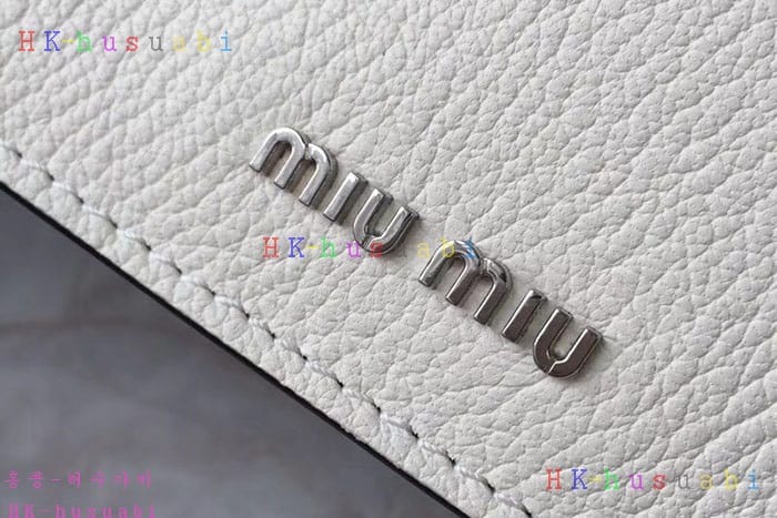 �ڹ̷��ޡ� �̿�̿� ����� �����  MU 5BH609-8