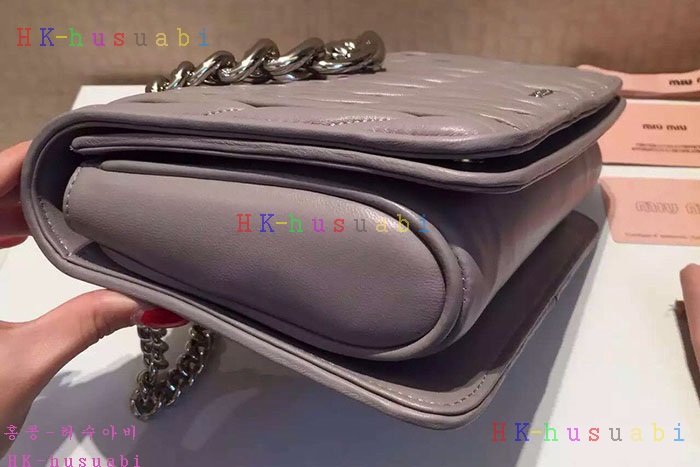 �ڹ̷��ޡ� �̿�̿� ���׶� ����� MU 5BE104-2