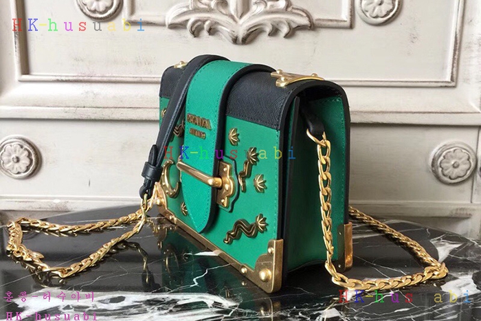 �ڹ̷��ޡ� ����� ī�̿�  ����� PR 1BH018-2