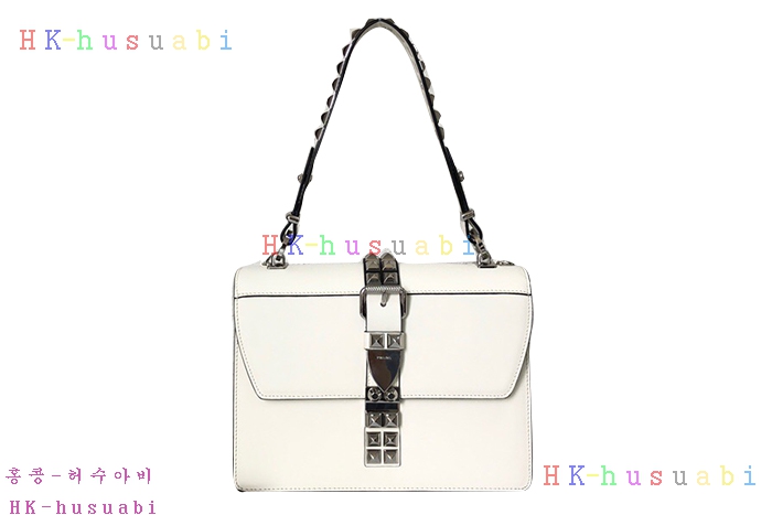 �ڹ̷��ޡ� ����� ���͵� �ΰ�  ����� PR 1BA179-2