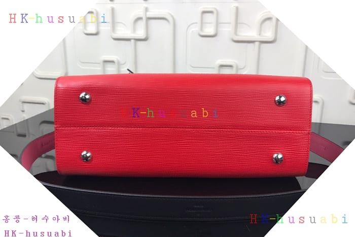 �ڹ̷��ޡ� ���̺��� ƥ������ M53443