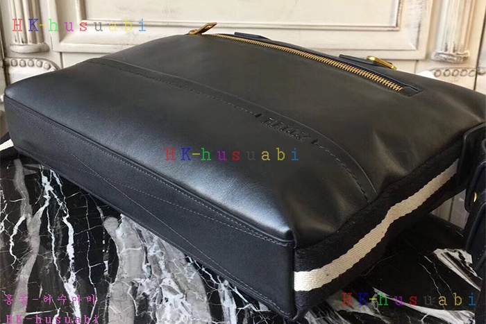�ڹ̷��ޡ� �߸� �Ż� �������� BL85088