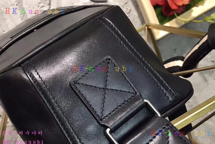 �ڹ̷��ޡ� �߸� ������ ũ�ν��� BL580170-2