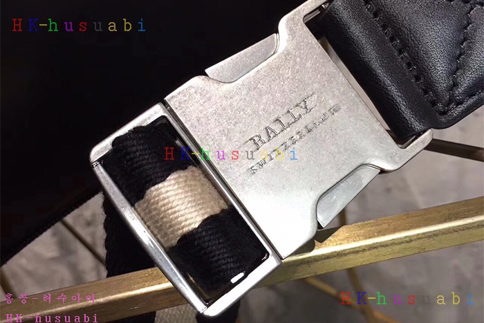 �ڹ̷��ޡ� �߸� ������ ũ�ν��� BL580170-2