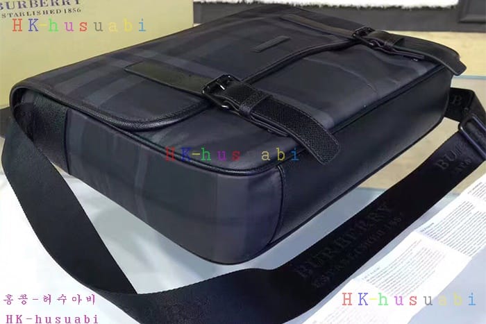 �ڹ̷��ޡ� ������ �Ż� ũ�ν��� BB68066