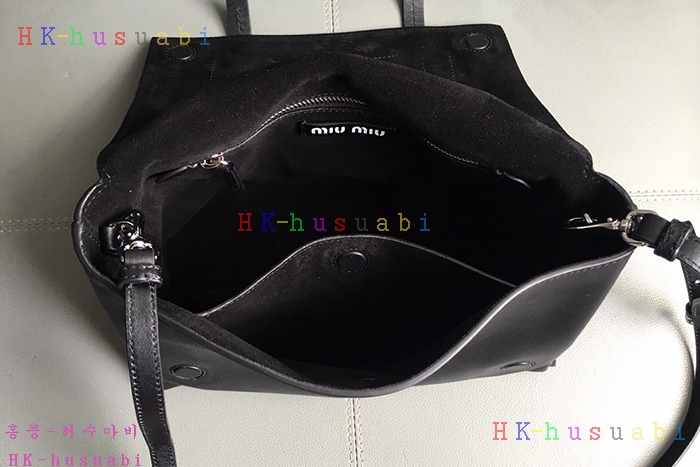 �ڹ̷��ޡ� �̿�̿� �ΰ� �÷� ����� MU 5BD073-2