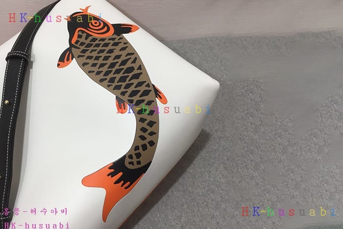 �ڹ̷��ޡ� �ο��� ��Ŷ�� LW 88620-2