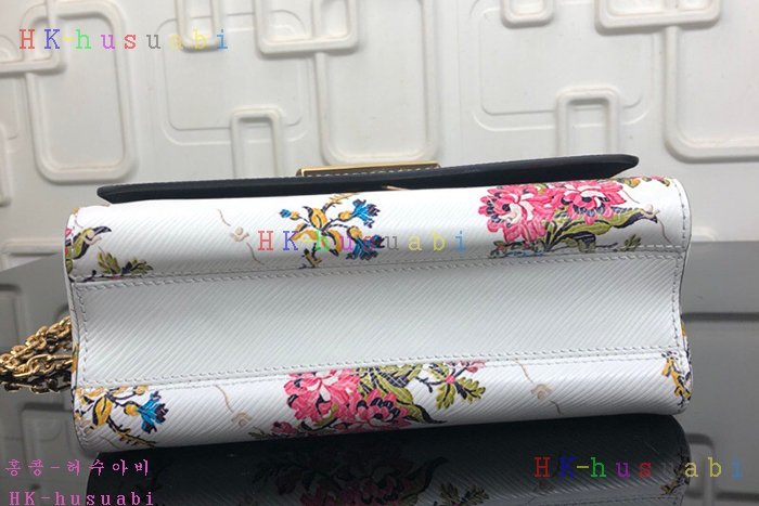 �ڹ̷��ޡ� ���̺��� Ʈ����Ʈ�� M54941