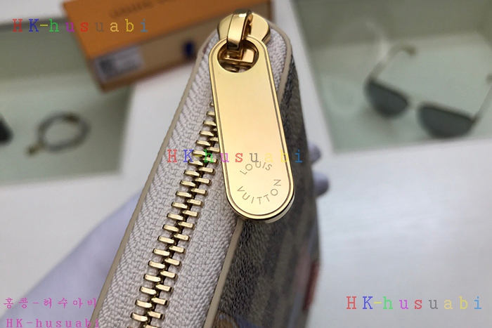 �ڹ̷��ޡ� ���̺��� Ŭ���ེ ������ N60109