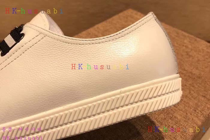NEW 2018SS ���� ������ ����Ŀ�� GU784441