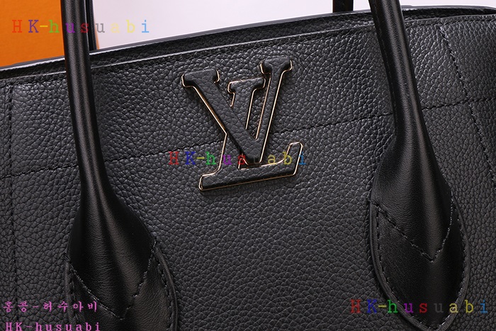 �ڹ̷��ޡ� ���̺��� ������ ��Ʈ�� M54843