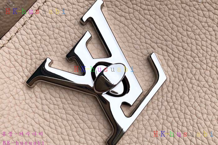 �ڹ̷��ޡڷ��̺���  ���� ��Ŷ�� M53081