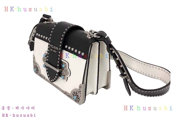 �ڹ̷��ޡ�2018SS  ����� ī�̿� ����� P 1BD045-3