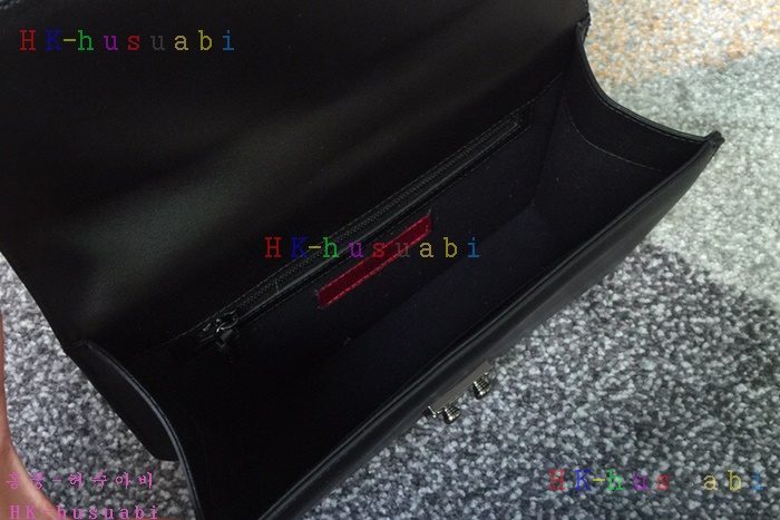 �ڹ̷��ޡ� �߷�Ƽ�� �����͵� ����� V 2312