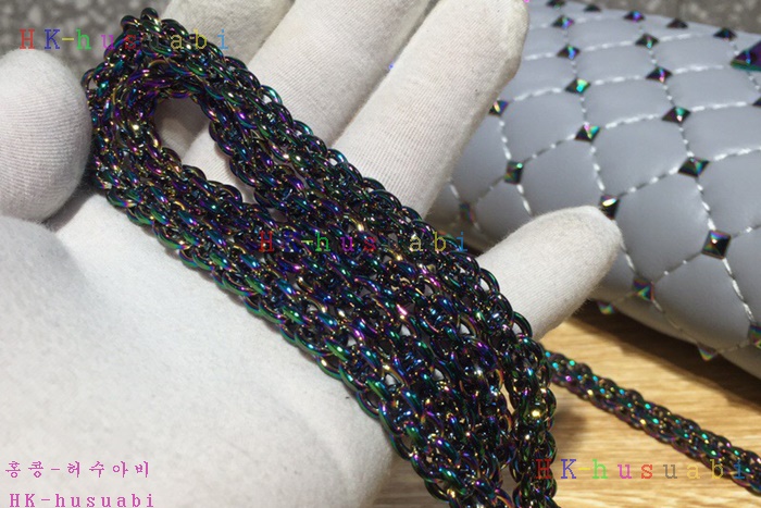 �ڹ̷��ޡ� �߷�Ƽ�� �����͵� ü�ι�  V 0137-7