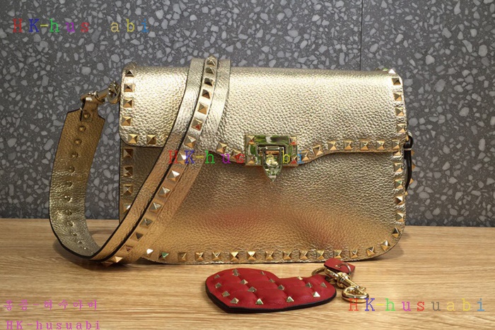 �ڹ̷��ޡ� �߷�Ƽ�� �����͵� ũ�ν��� V 0936B-4