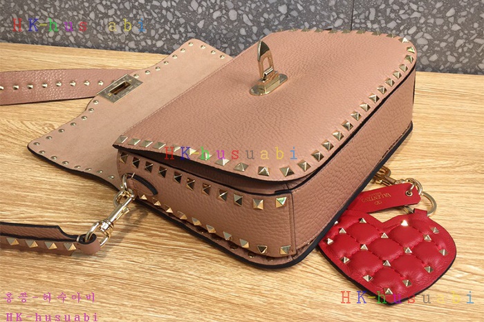 �ڹ̷��ޡ� �߷�Ƽ�� �����͵� ũ�ν��� V 0936B
