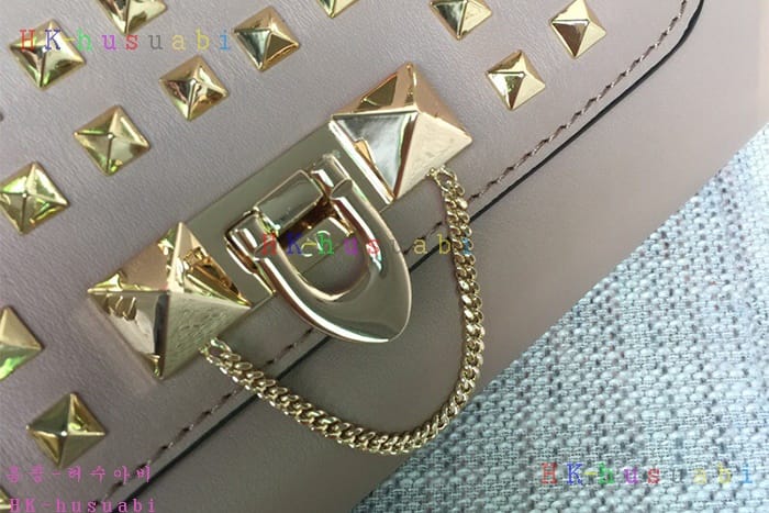 �ڹ̷��ޡ� �߷�Ƽ�� �����͵� ü�ι�  V 2045-2-1