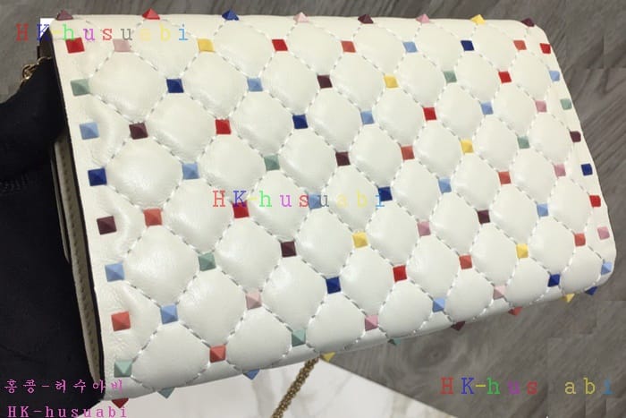 �ڹ̷��ޡ� �߷�Ƽ�� �����͵� ü�ι�  V 0137