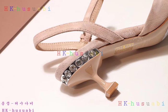 NEW 2018SS �̿�̿� ������ �Ź� MU 658810