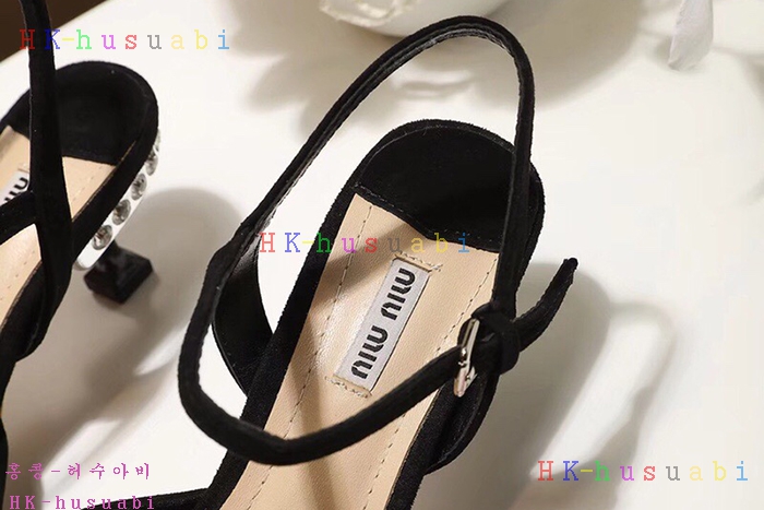 NEW 2018SS �̿�̿� ������ �Ź� MU 658811