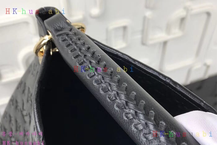 �ڹ̷��ޡ� ���̺��� �������� ��ġ M94171-3